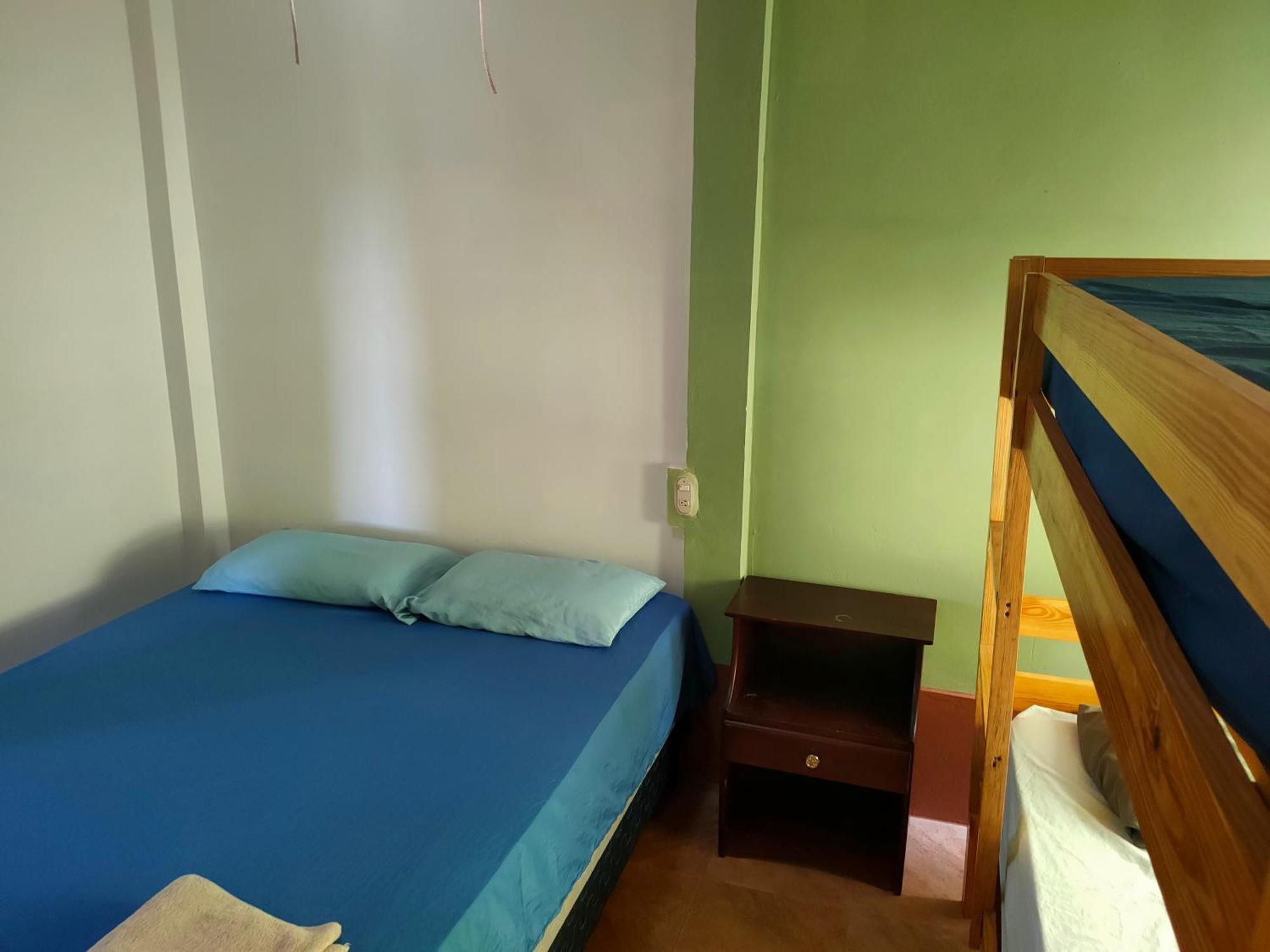 Guesthouse Island Escape South End Rum bild